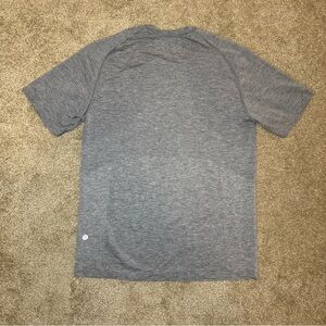 Lululemon Men's Gray Metal Vent Tech T-Shirt